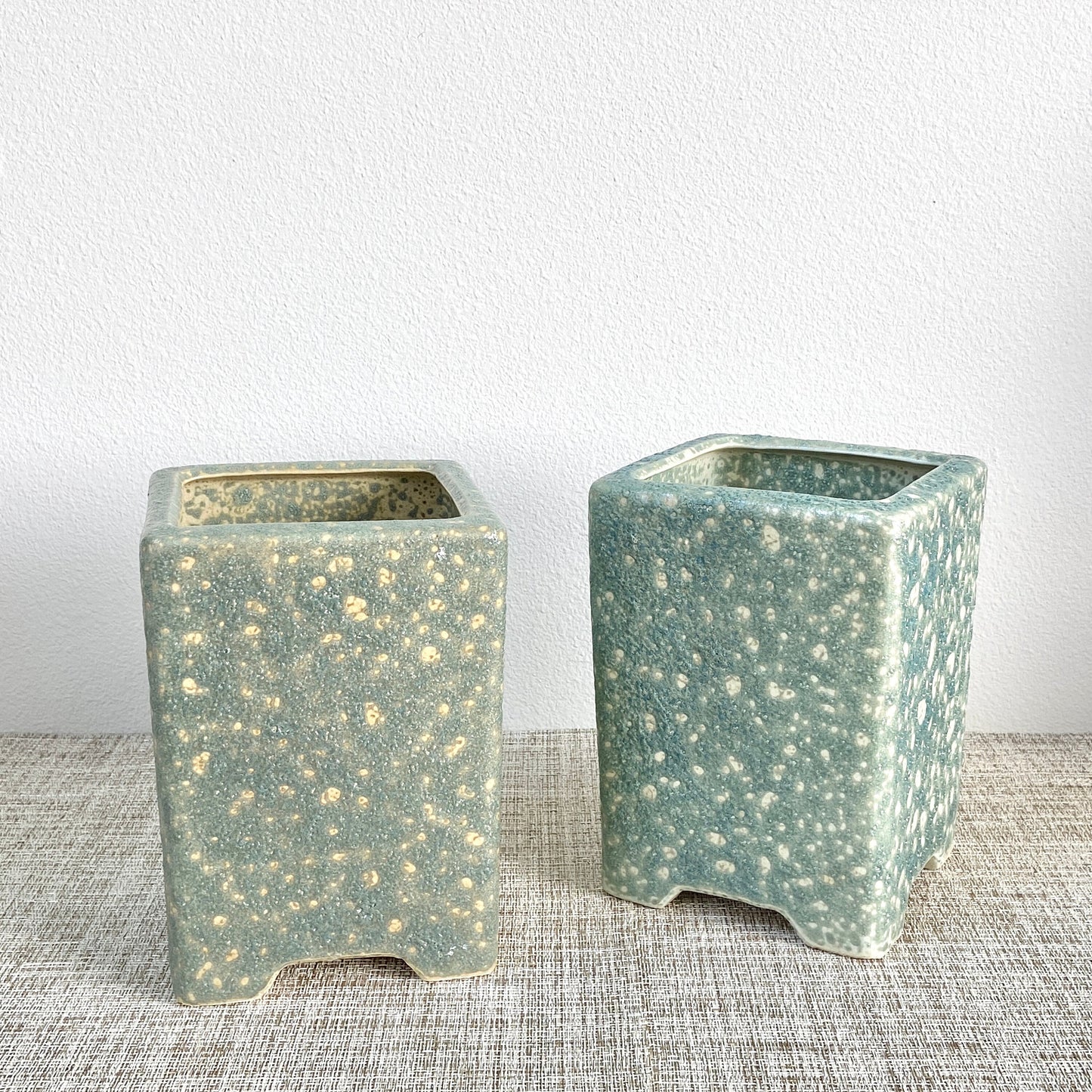 Large Dot-Patterned Pot