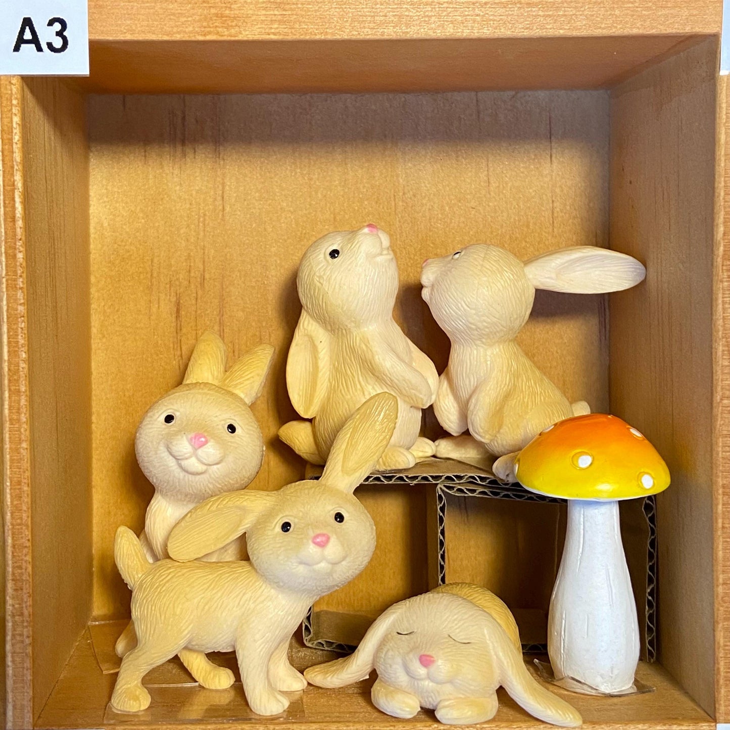 Minature Plant Decoration, Figurine Collectibles