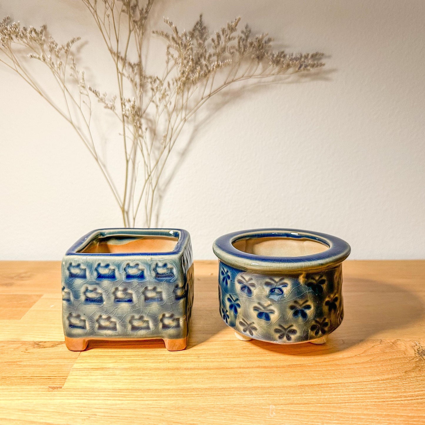 Set of 2 Small Patterned Pots
