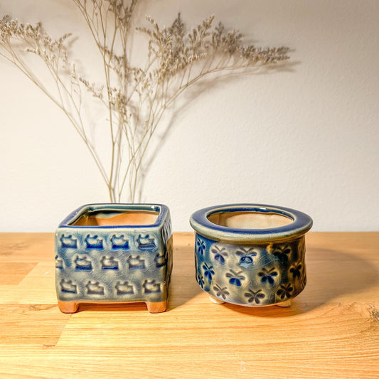 Set of 2 Small Patterned Pots