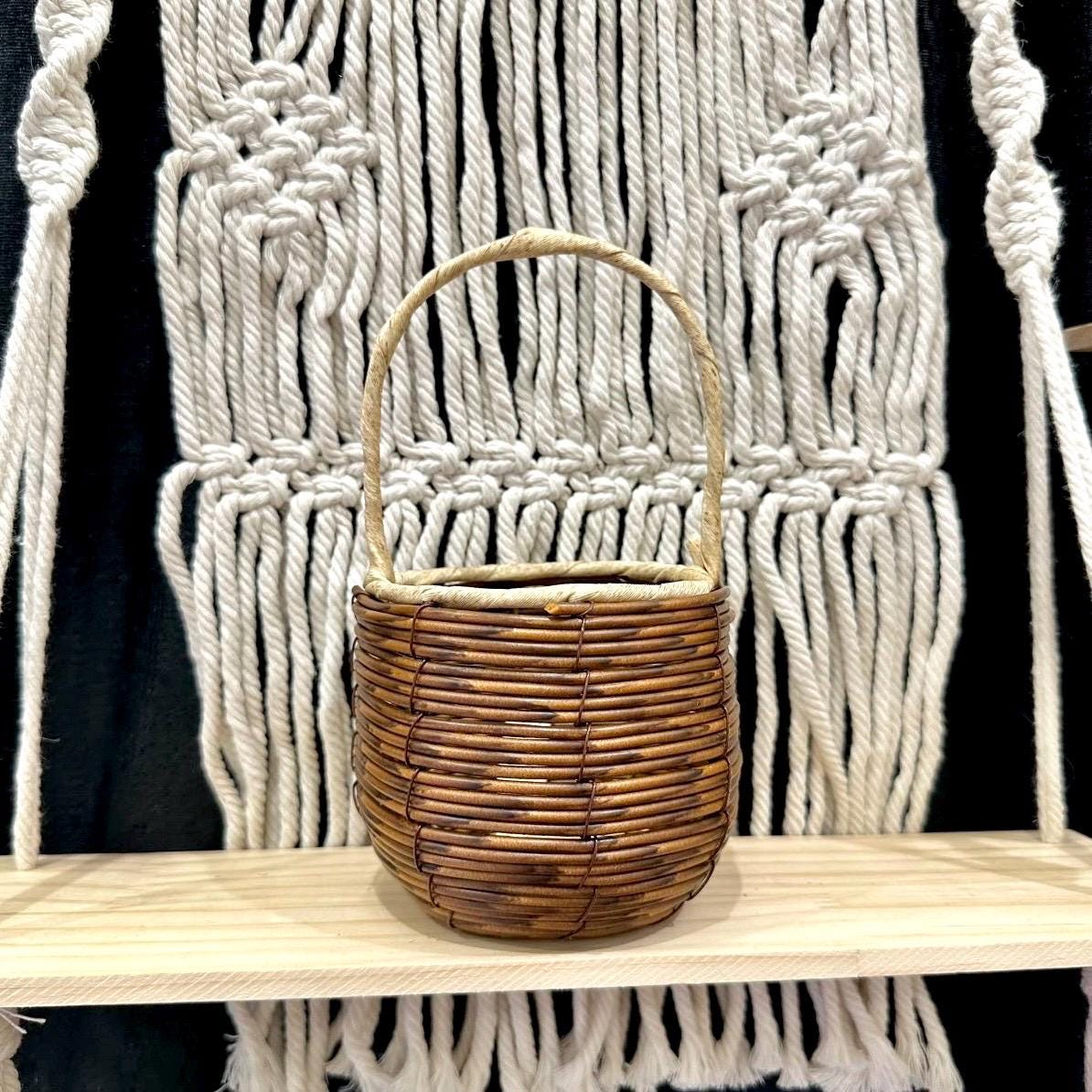 Plastic Rattan Round Basket