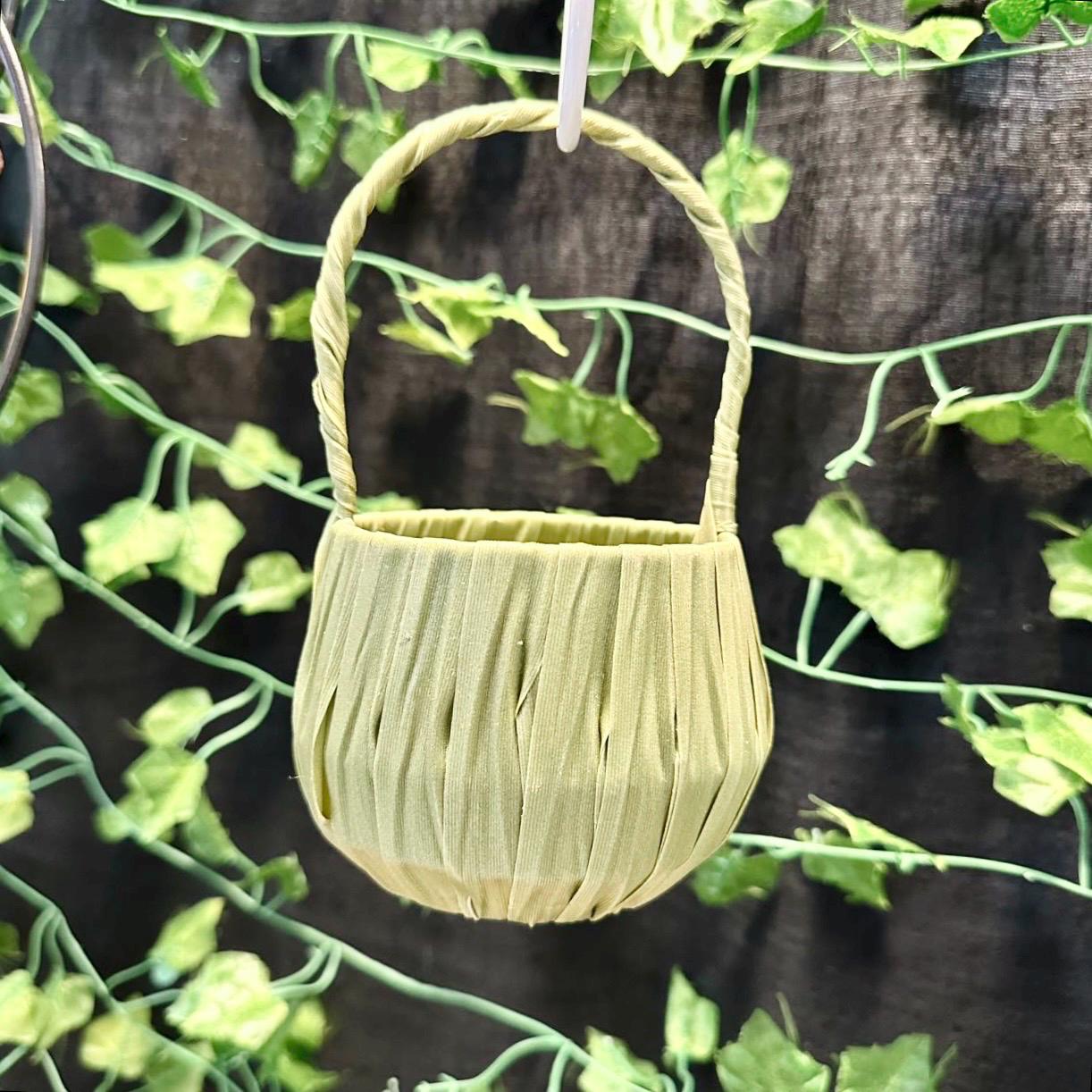 Plastic Rattan Basket Planter