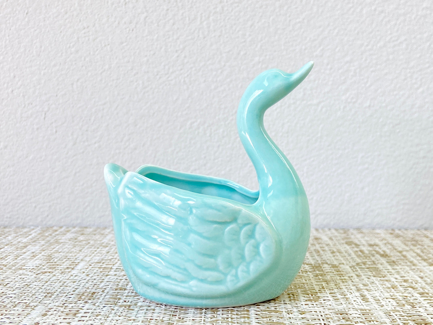 Set of 2 Swan Pots