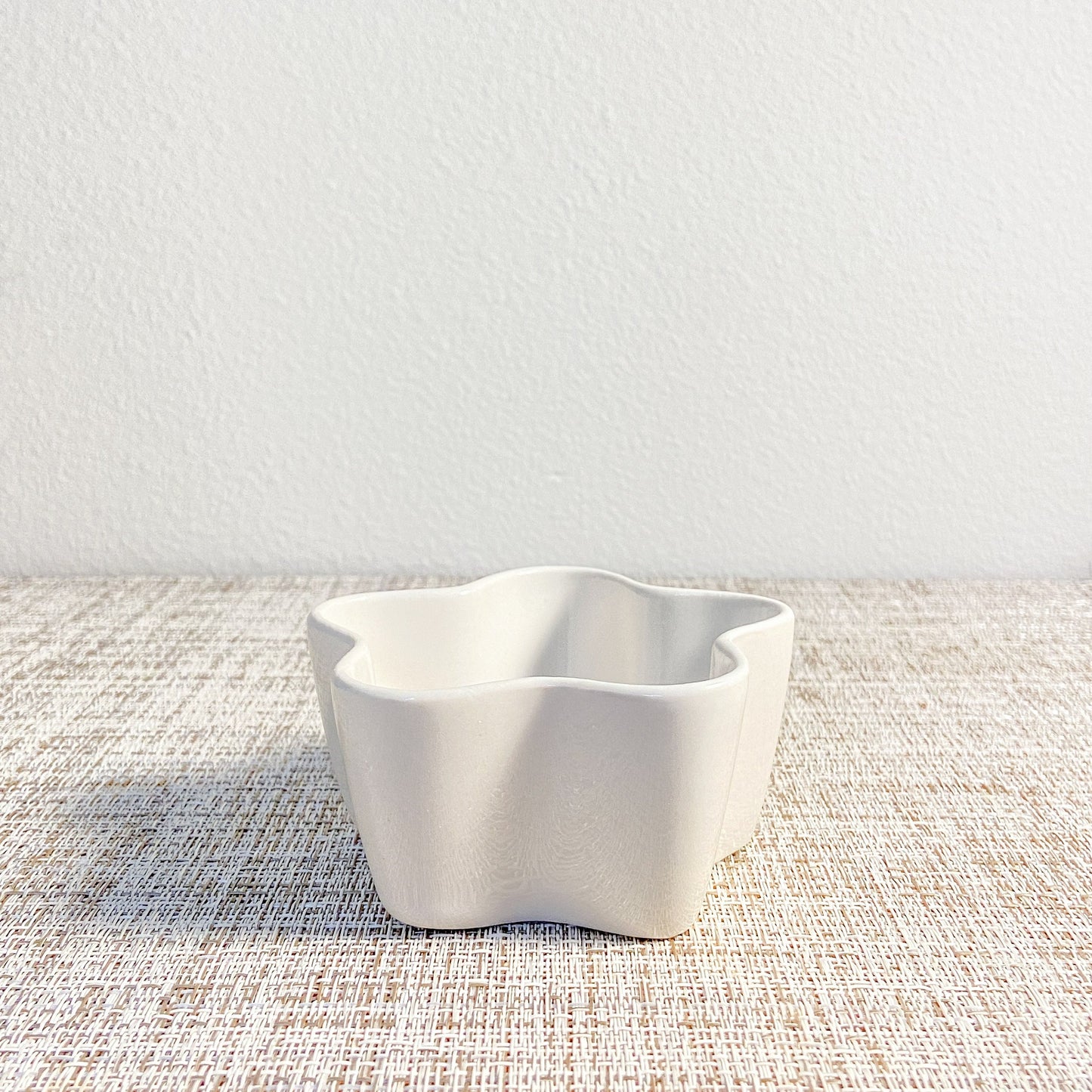 Set of 3 Small White Pots