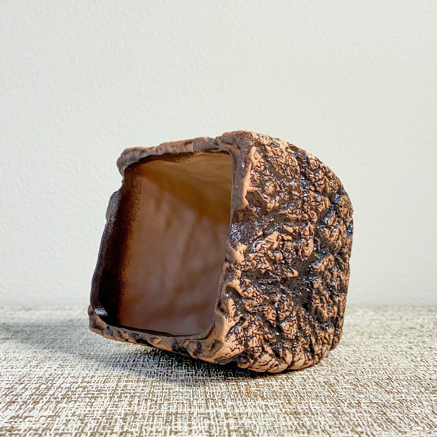 Cracked Texture Square Pot