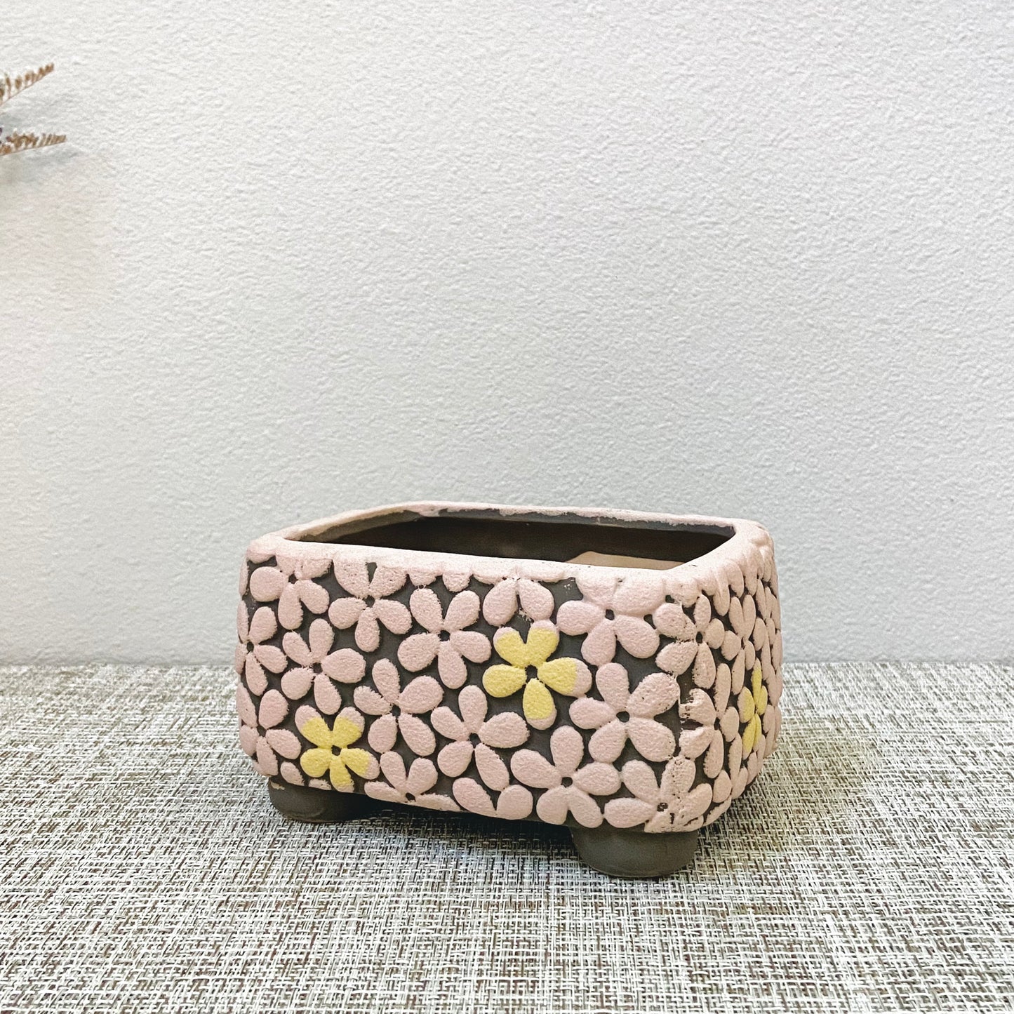 Flower-Patterned Pots