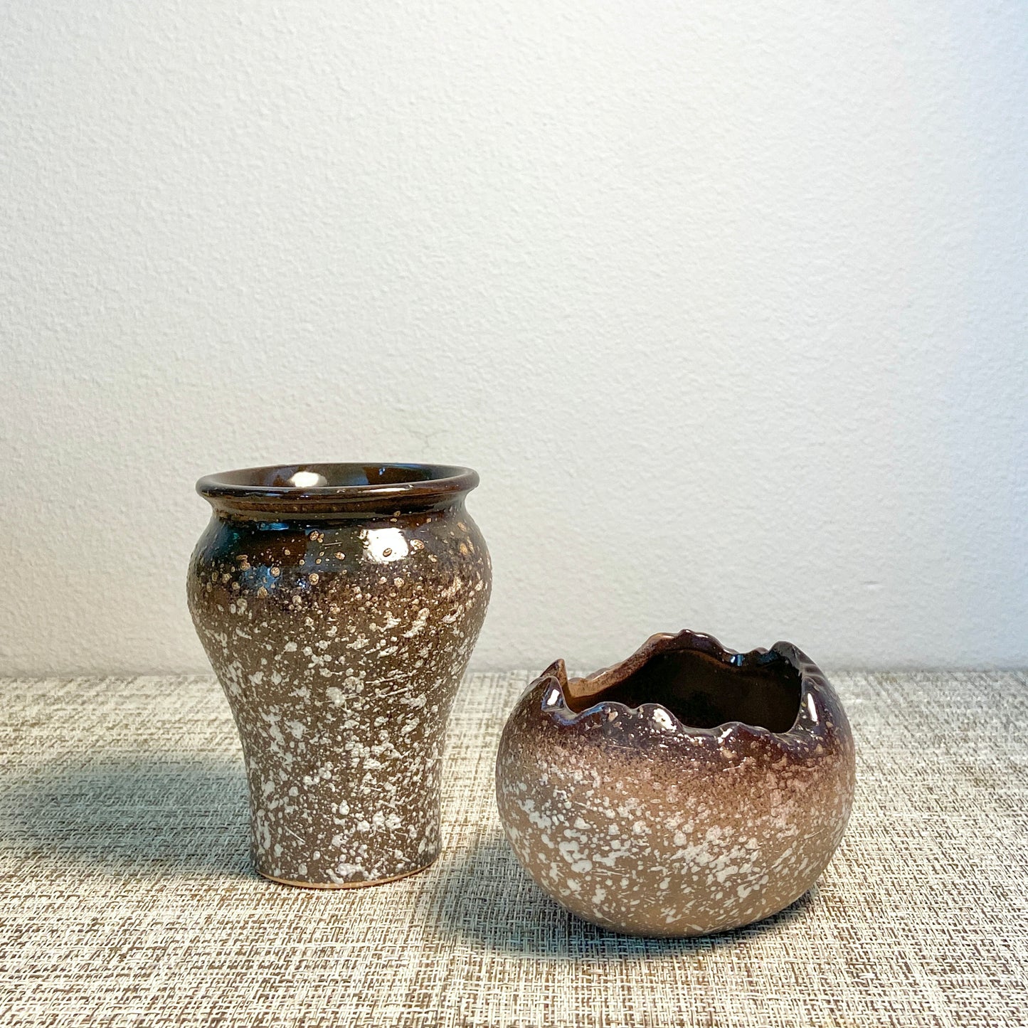 Set of 2 Dotted Pots