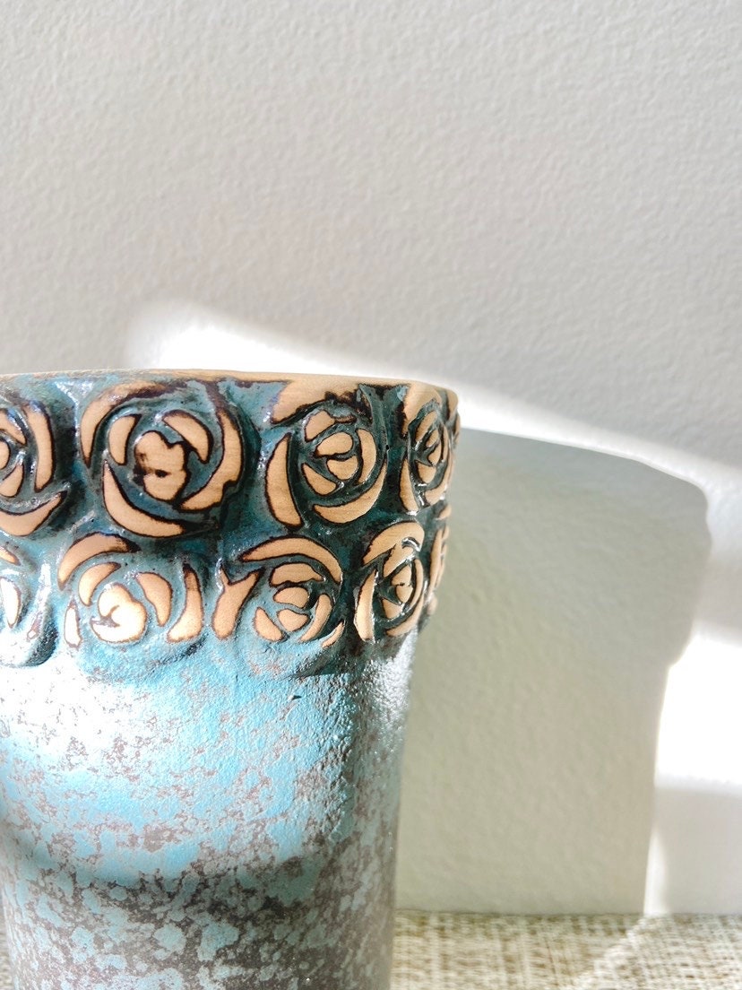 Ceramic Rose Pot