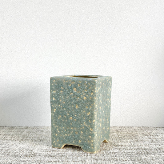 Large Dot-Patterned Pot