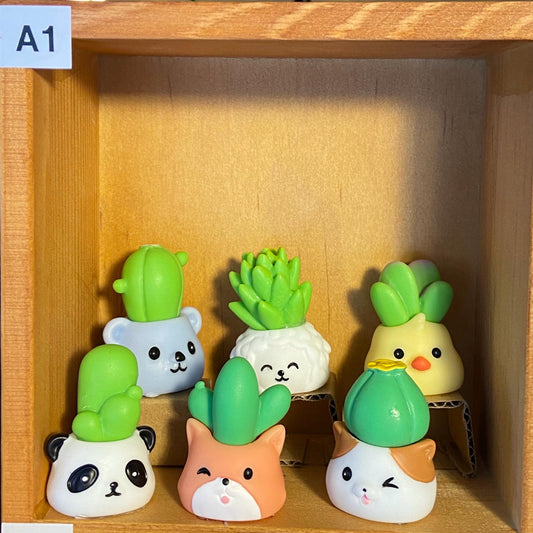 Minature Plant Decoration, Figurine Collectibles