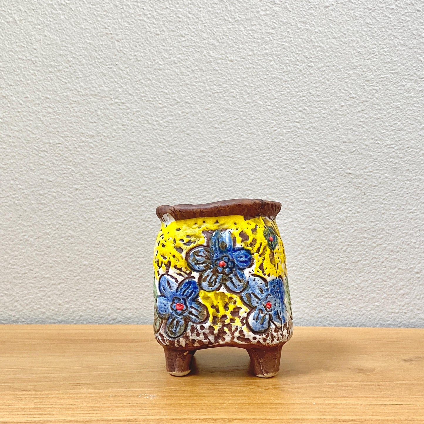 Vintage Style Footed Planters, Set of 2